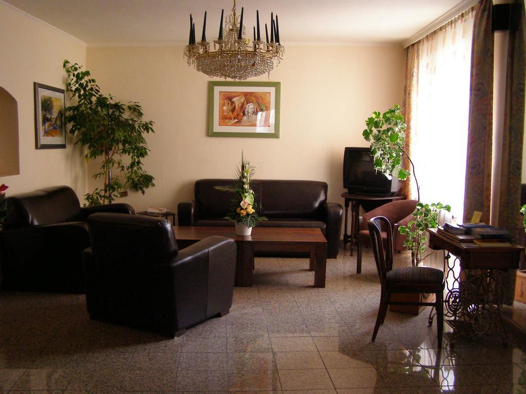 Hotel Astoria Франкфурт-на-Майні Екстер'єр фото