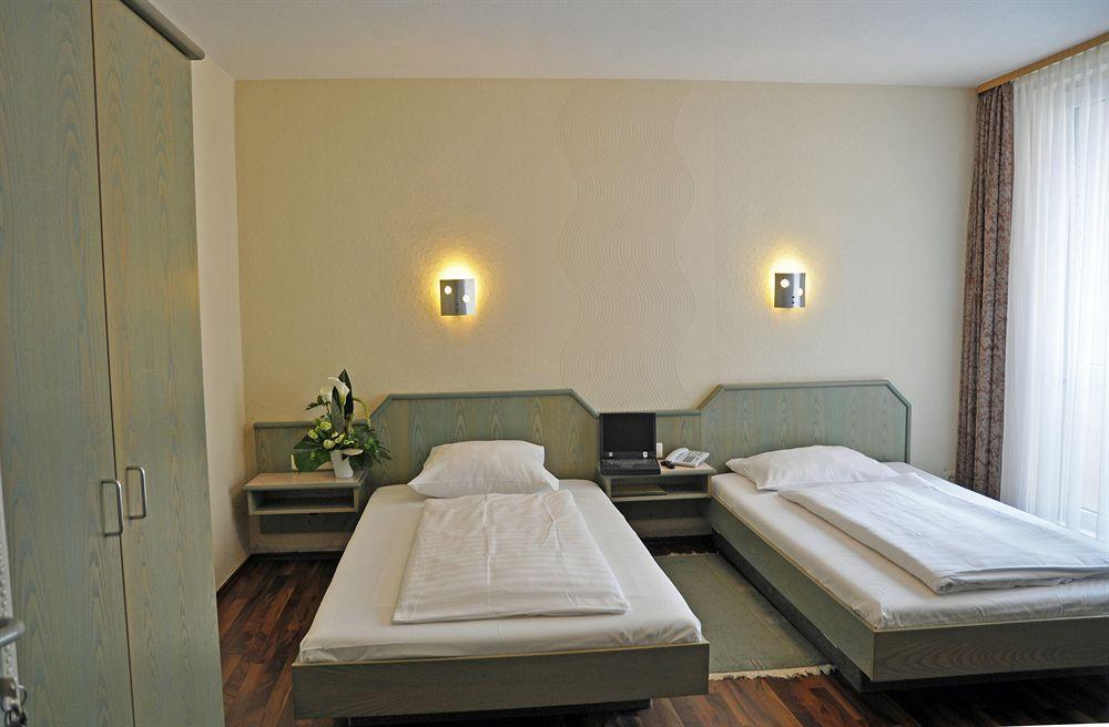 Hotel Astoria Франкфурт-на-Майні Екстер'єр фото