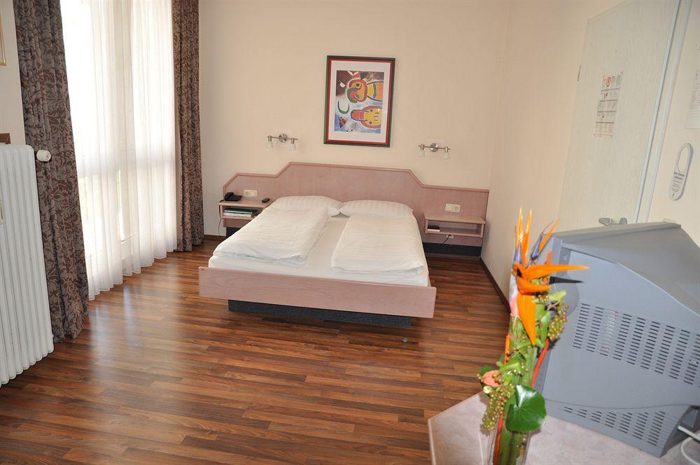 Hotel Astoria Франкфурт-на-Майні Екстер'єр фото