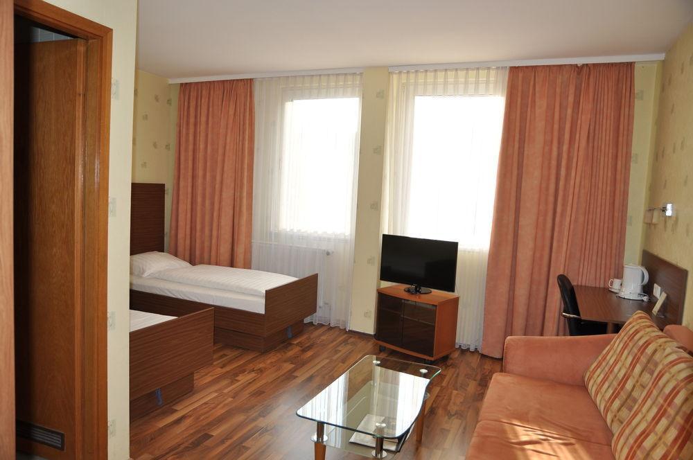 Hotel Astoria Франкфурт-на-Майні Екстер'єр фото